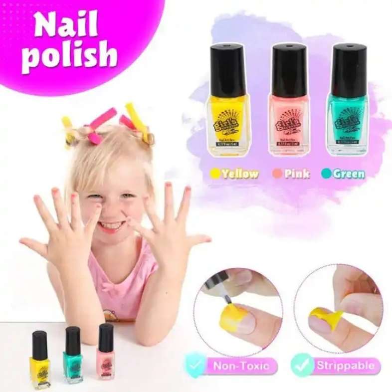 Nail art studio